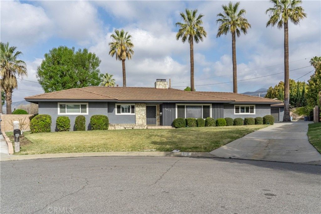 listing image 130720512892778039350