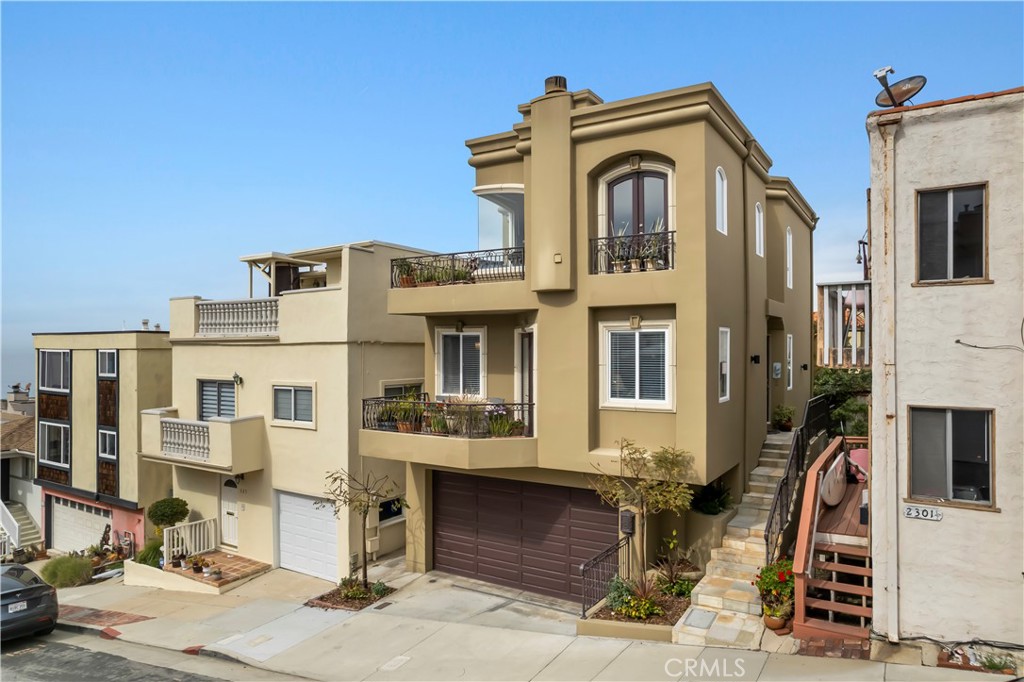 Photo 1 of 33 of 229 23rd Street house