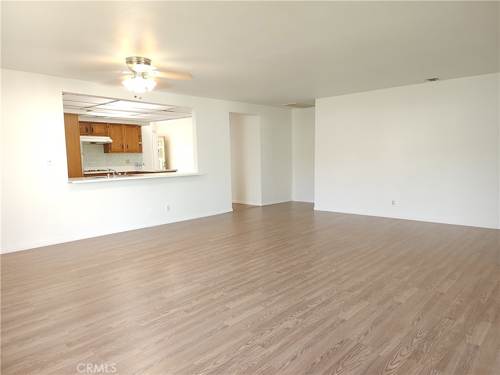 Photo 5 of 9 of 338 S Willard Avenue house
