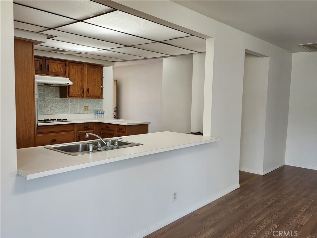 Photo 9 of 9 of 338 S Willard Avenue house