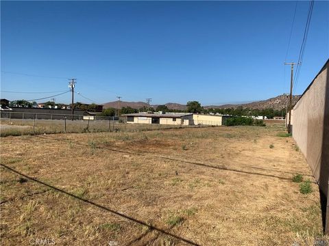 Photo of 2655 Hamner Avenue, Norco, CA 92860 (MLS # IV24247137) Photo of 2655 Hamner Avenue, Norco, CA 92860 (MLS # IV24247137)