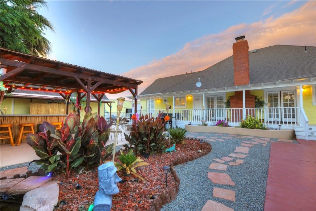 listing image 130727156022246503839