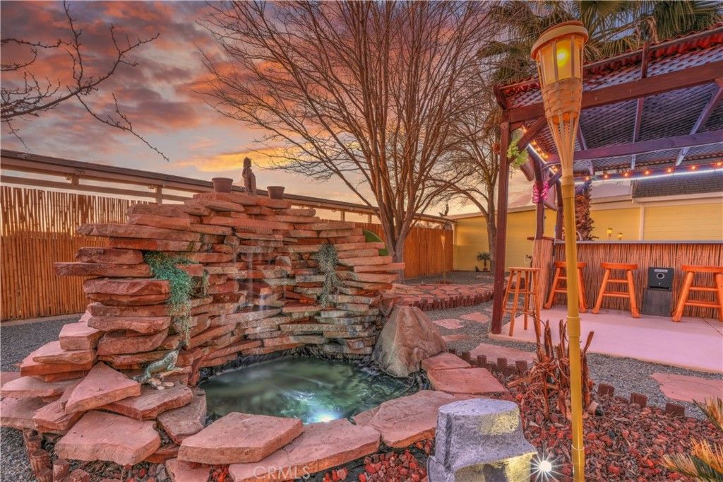 listing image 130728181031071788241