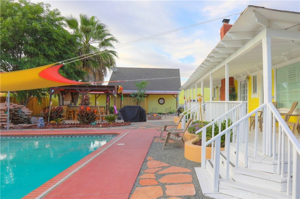 listing image 130722382853620153596
