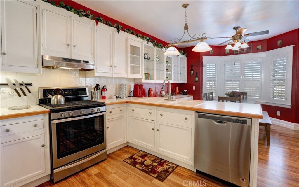 listing image 130725704248271997081