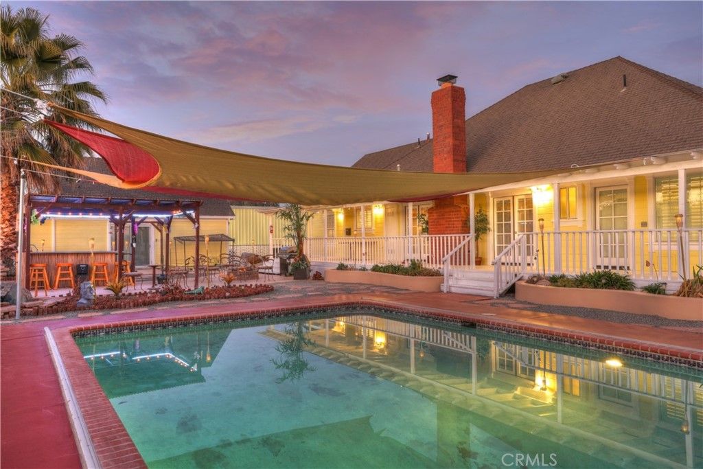 listing image 130727243271653940846