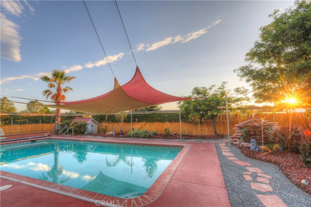 listing image 130727950398382919974