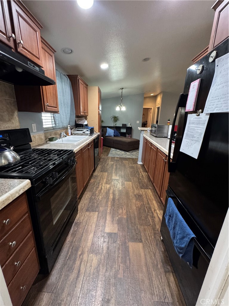 2755 Arrow Hwy 67
