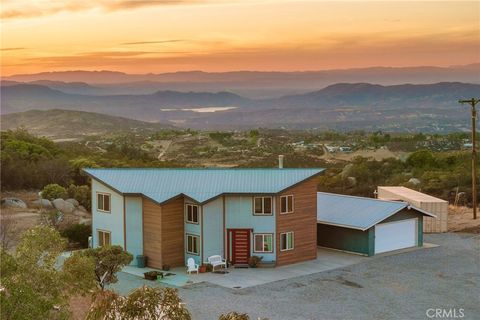 A home in Aguanga