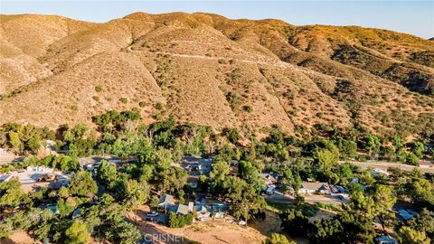 A home in Agua Dulce