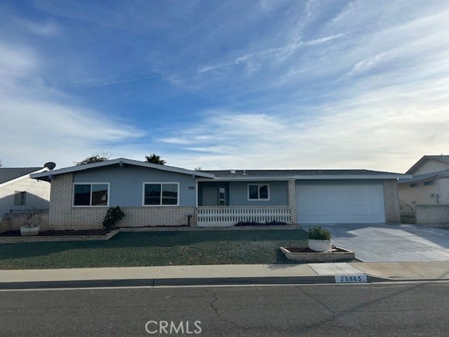 Beautiful rehabbed, turn key property. Rare 3 bedroom with a bonus room off of the garage that can be used for an office/craft room/man cave. 55+ community. Move in ready. This home is spacious and features new carpet/flooring and paint throughout, large walk-in closet, a gorgeous kitchen with all new cabinets, appliances, and beautiful counter tops, bathrooms are modern and elegant. The backyard is perfect for rest & relaxation. 

Don't wait see it today!