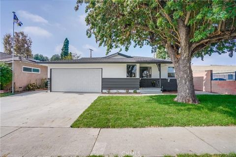 A home in Bellflower