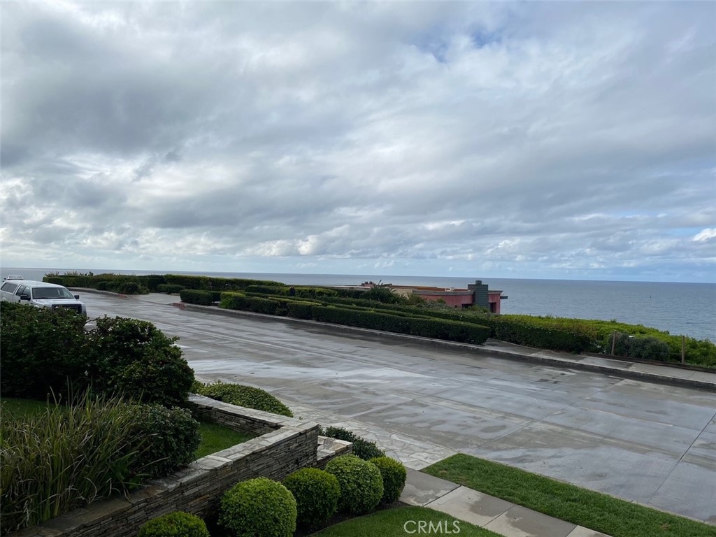 Corona del Mar South of PCH (CDMS) - Residential