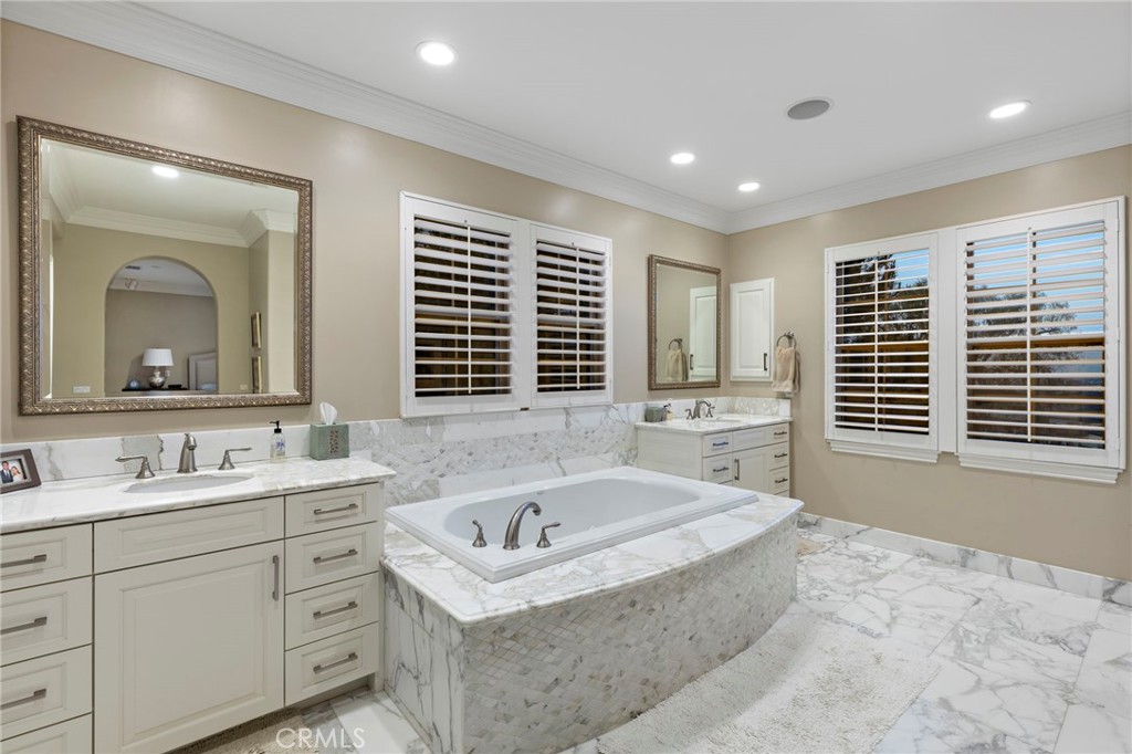 Aubergine (NRAG) - Residential