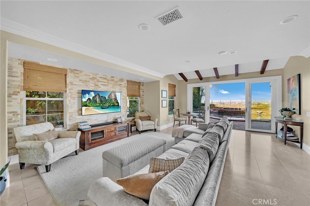 Aubergine (NRAG) - Residential