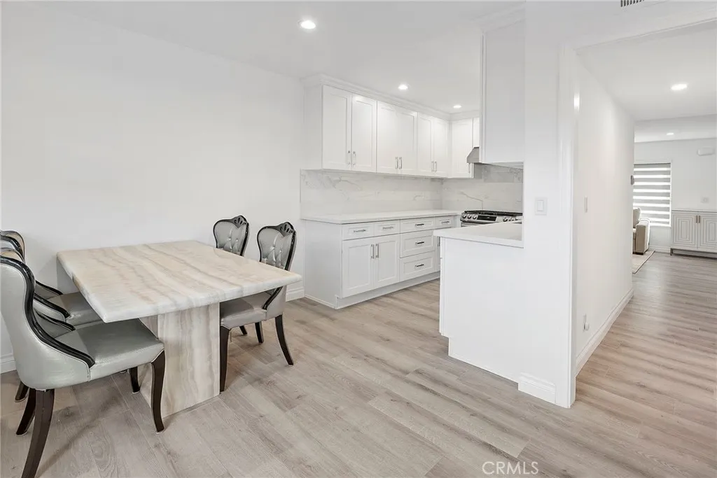 Rancho Palos Verdes, California 90275, United States, 2 Bedrooms Bedrooms, ,2 BathroomsBathrooms,Residential,Active,88966