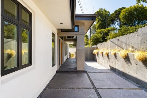 A home in South Pasadena