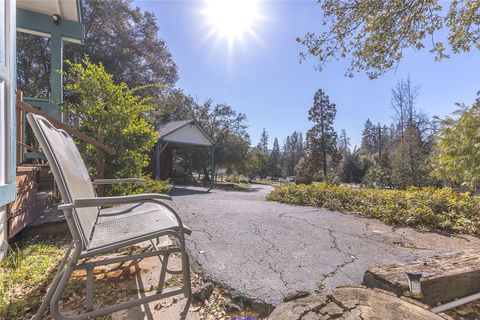 A home in Mariposa