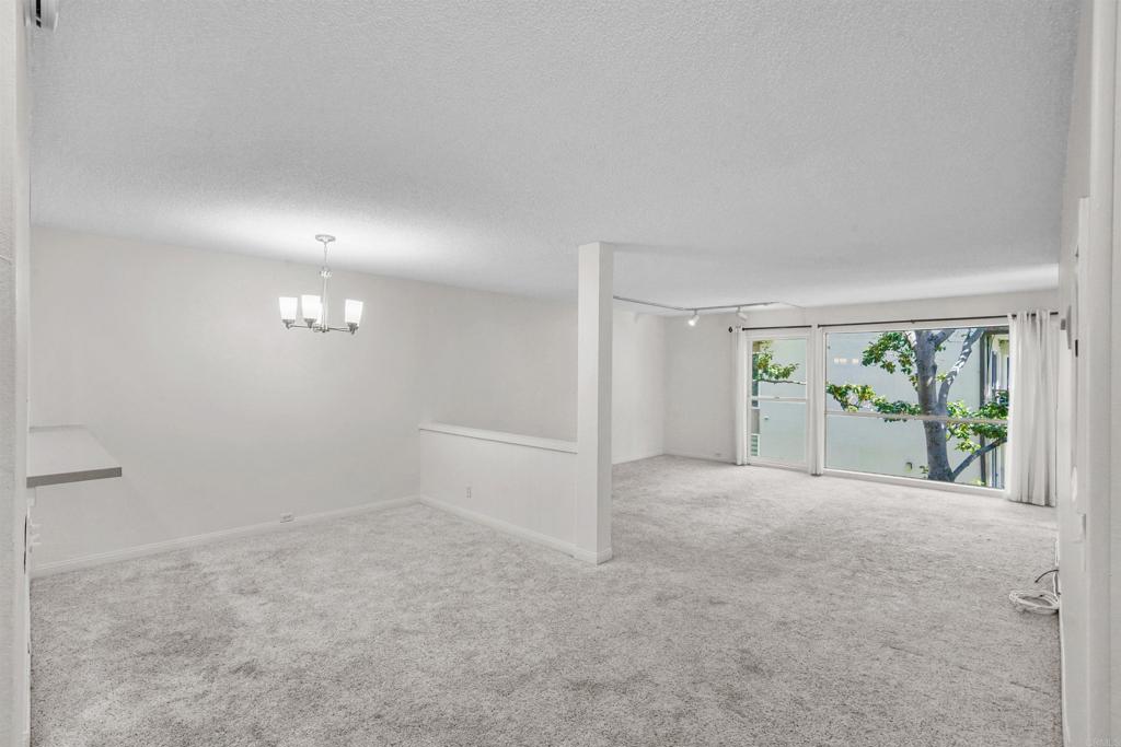 Photo 11 of 47 of 2610 Torrey Pines Road C21 condo