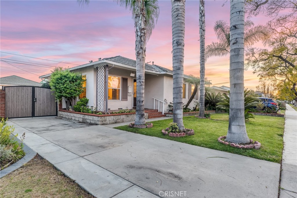 Photo 1 of 19 of 5418 E Coralite Street house