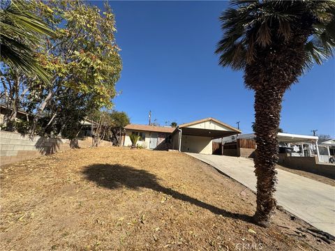 A home in Lake Elsinore