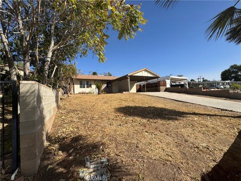 A home in Lake Elsinore