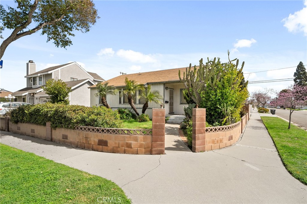 Listing image 1