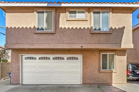 A home in Los Alamitos