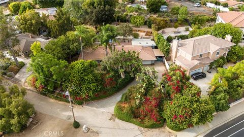 A home in North Tustin