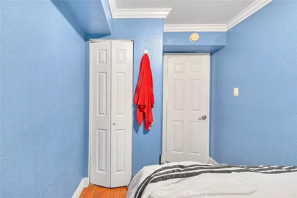 Los Angeles, California 90047, United States, 4 Bedrooms Bedrooms, ,2 BathroomsBathrooms,Residential,Active,99422