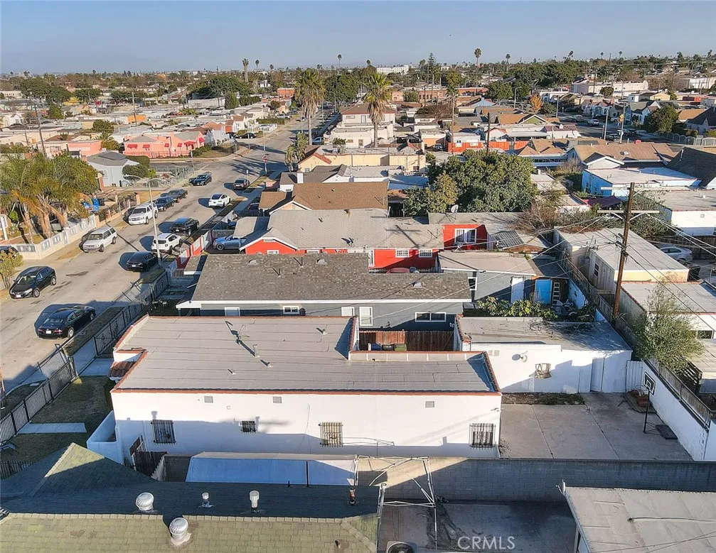 Los Angeles, California 90047, United States, 4 Bedrooms Bedrooms, ,2 BathroomsBathrooms,Residential,Active,99422