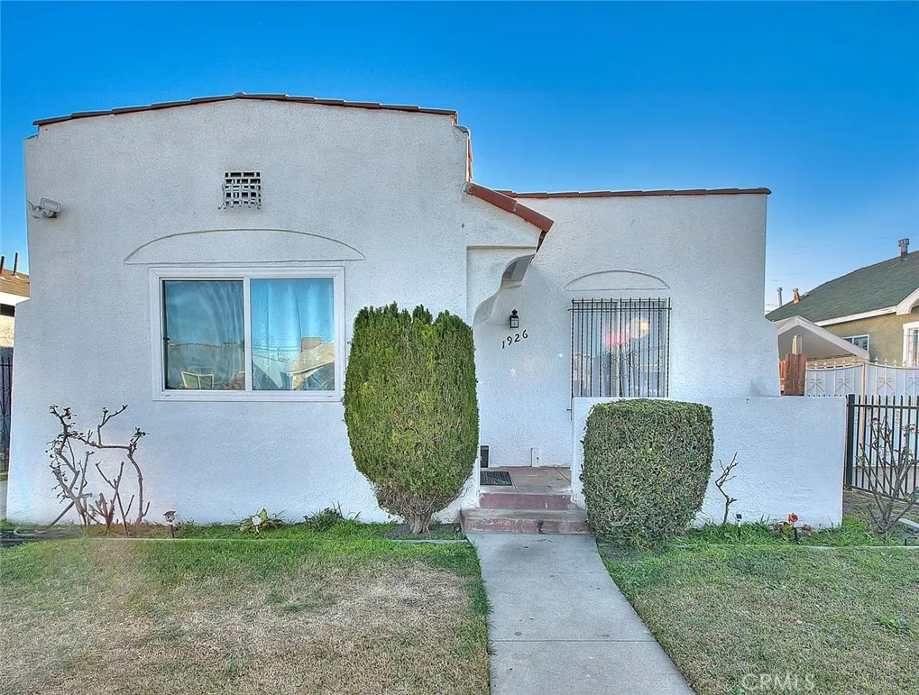 Los Angeles, California 90047, United States, 4 Bedrooms Bedrooms, ,2 BathroomsBathrooms,Residential,Active,99422