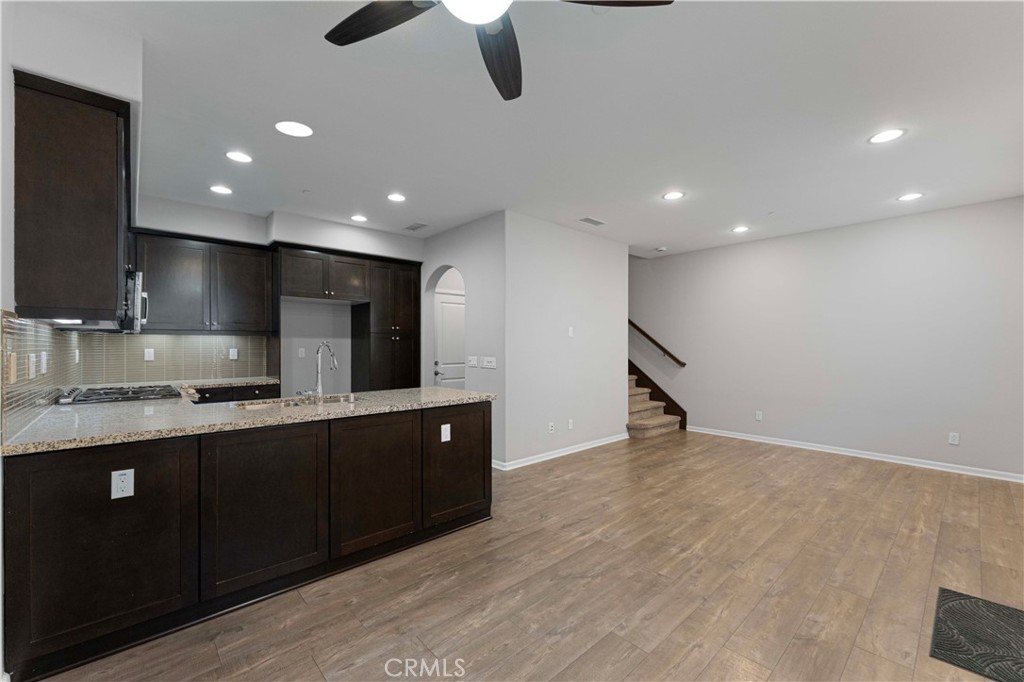 906 Grove Court
