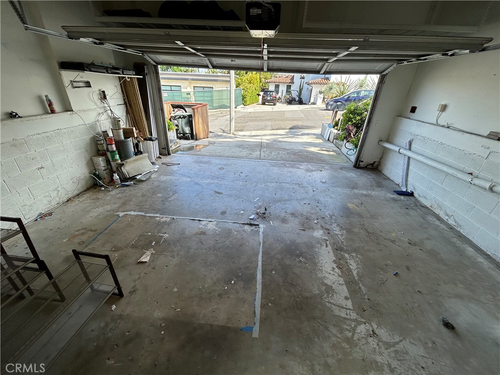 ,cuarom - Residential Lease