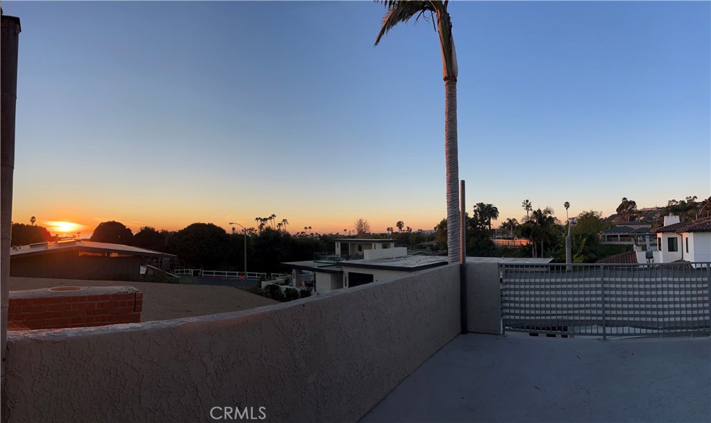 ,cuarom - Residential Lease