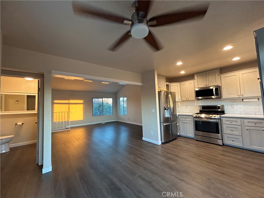 ,cuarom - Residential Lease