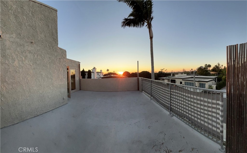 ,cuarom - Residential Lease