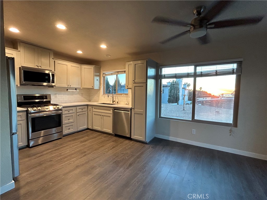 ,cuarom - Residential Lease