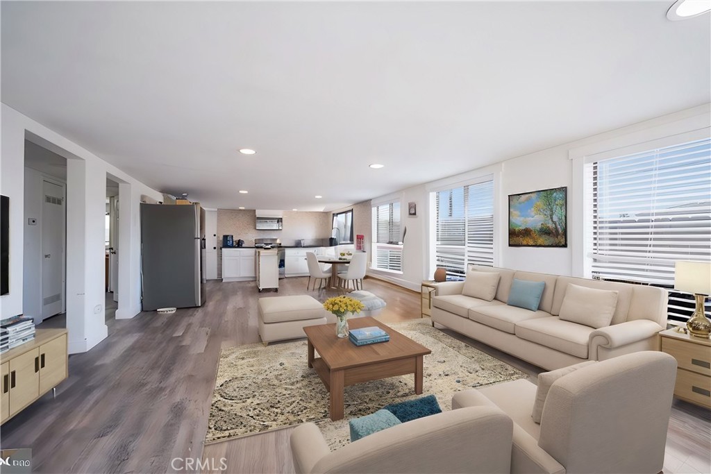 241 S 10th Street