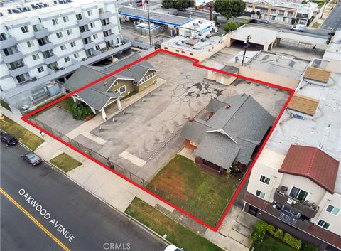 4718 Oakwood Avenue Los Angeles CA 90004