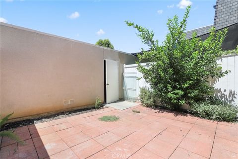 A home in Reseda