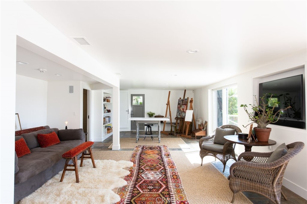 Corona Highlands (CORH) - Residential