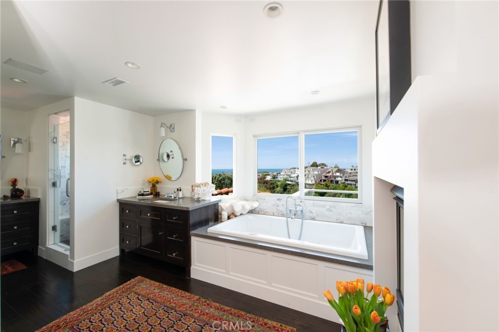 Corona Highlands (CORH) - Residential