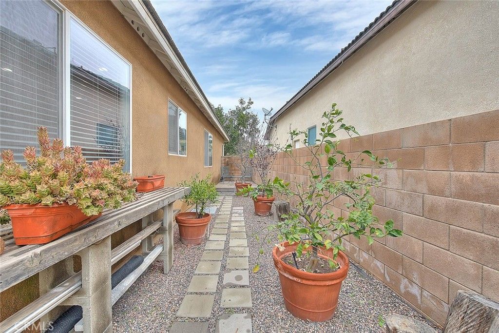 listing image 50