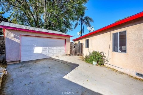 A home in Lomita