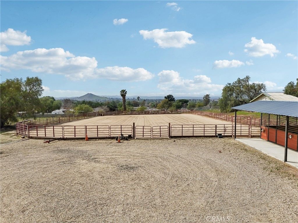 listing image 61