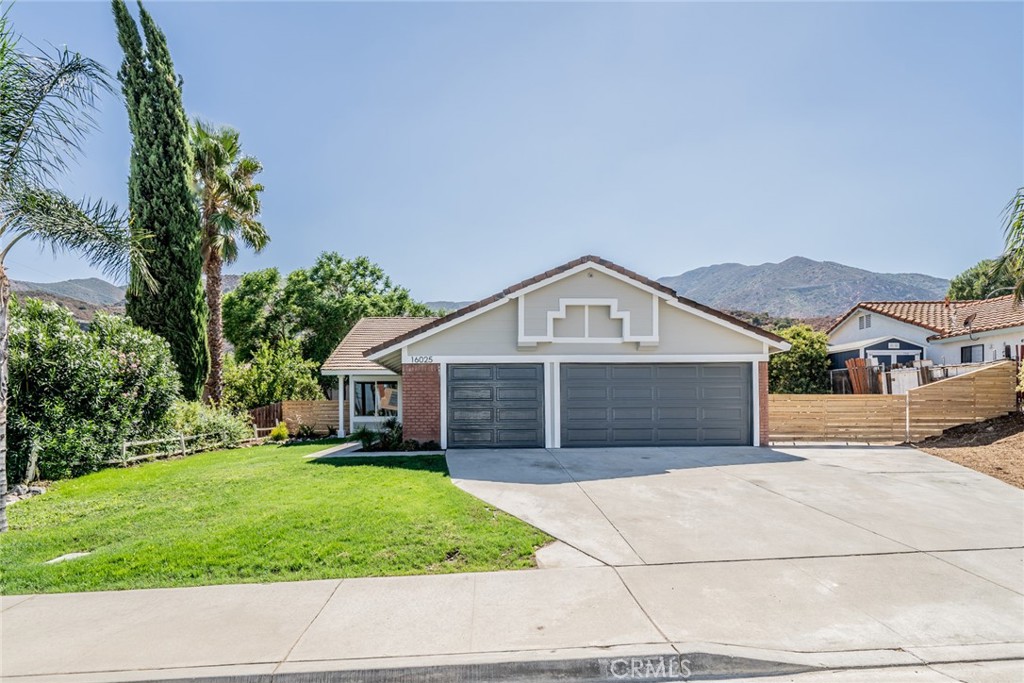 View Lake Elsinore, CA 92530 house