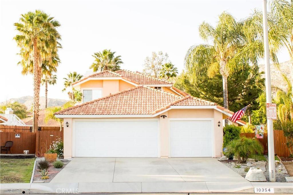 listing image 130724453372741128598