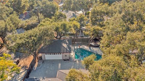 A home in La Crescenta