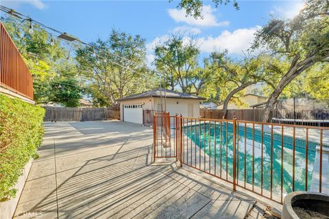 A home in La Crescenta